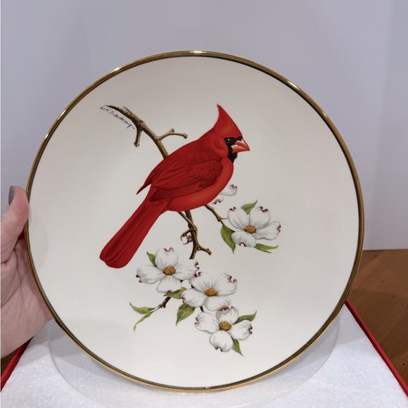 Avon Other - Avon vintage cardinal songbird decorative plate 1974 Don Eckleberry painted